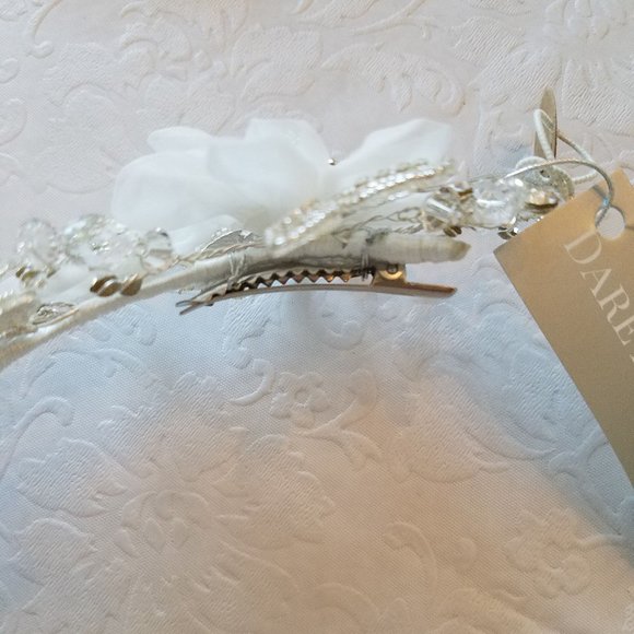 Floral Bridal Hair clip - Picture 5 of 6